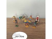 Soldiers old soc retro toys cowboys indians knights