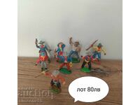 Soldiers old soc retro toys cowboys indians knights