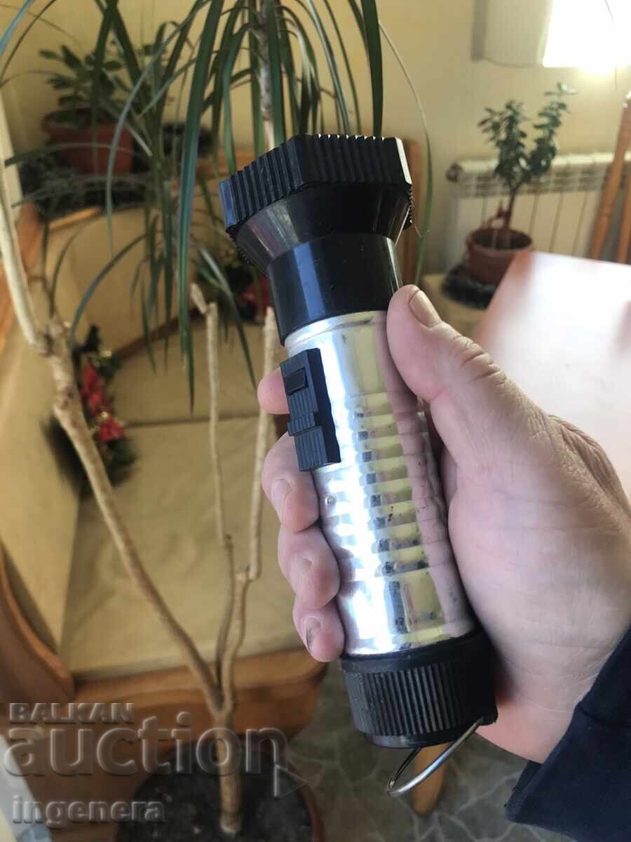 LANTERN FLASHLIGHT SPOTLIGHT METAL - 6 LANTERN FLASHLIGHT SPOTLIGHT METAL - 6