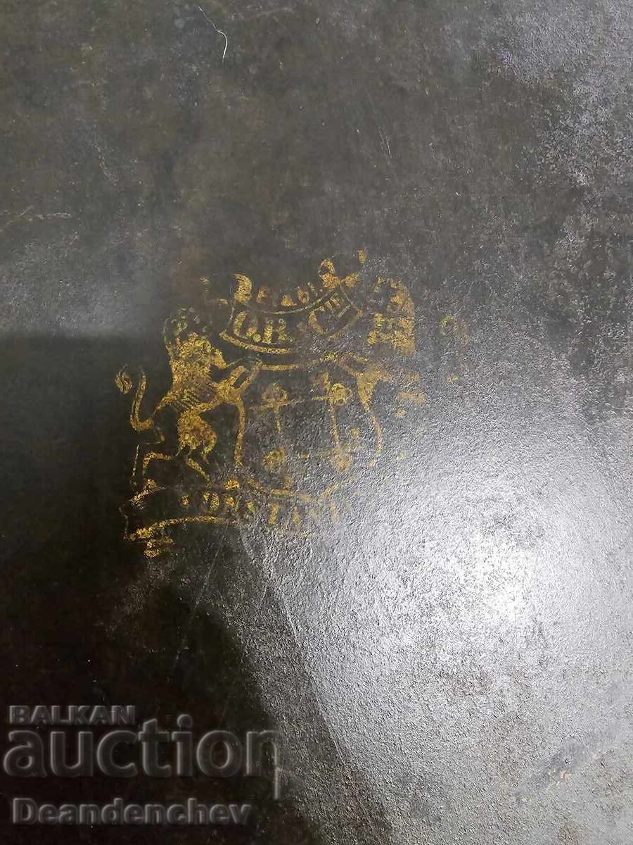 Auction Princely Tray with Raina Prince Auction Princely Tray with Raina Prince