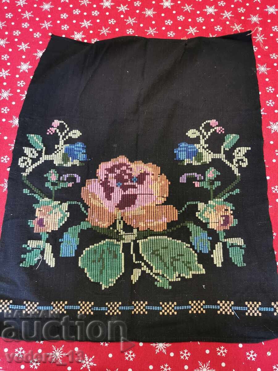 НАРОДНА НОСИЯ - ПРЕСТИЛКА НАРОДНА НОСИЯ - ПРЕСТИЛКА