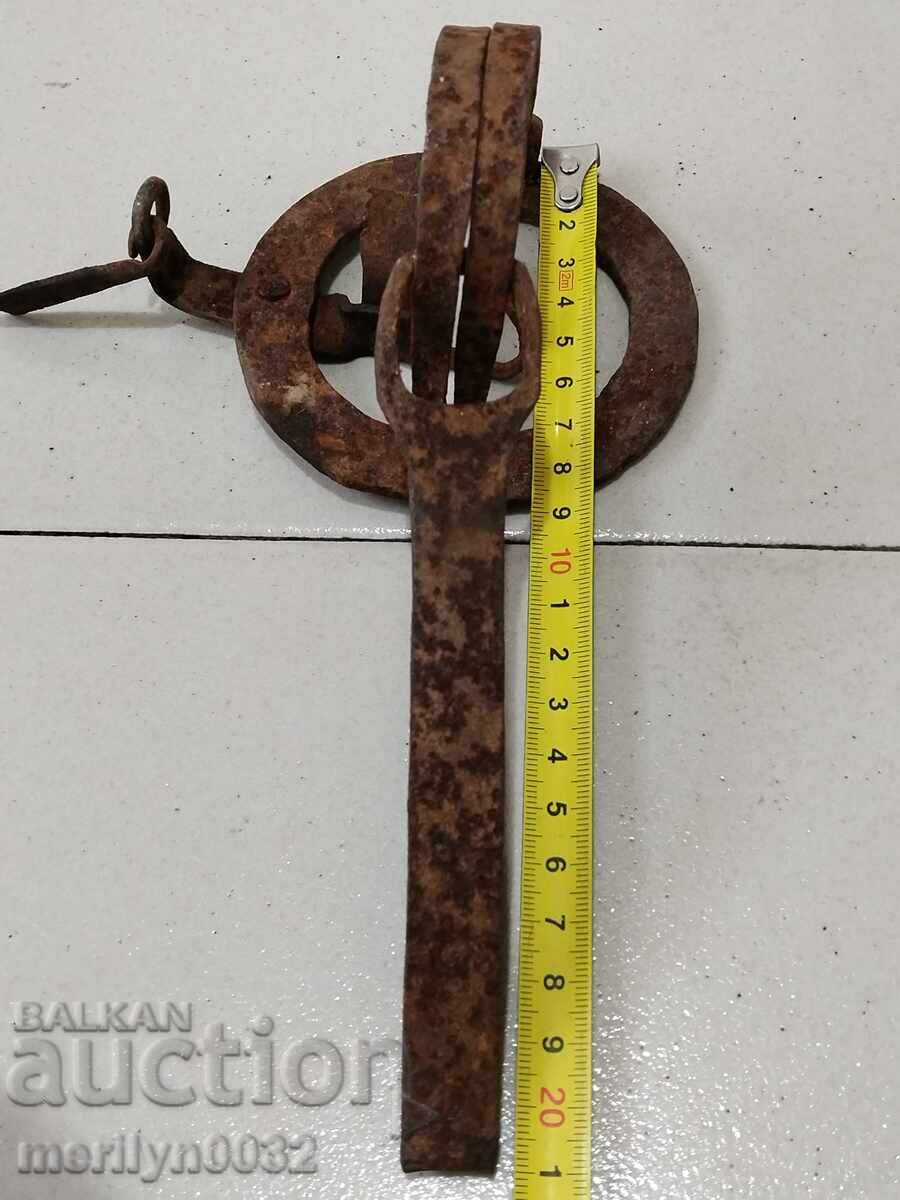 Capcană veche forjată manual, primitivă din fier forjat - 5 Capcană veche forjată manual, primitivă din fier forjat - 5