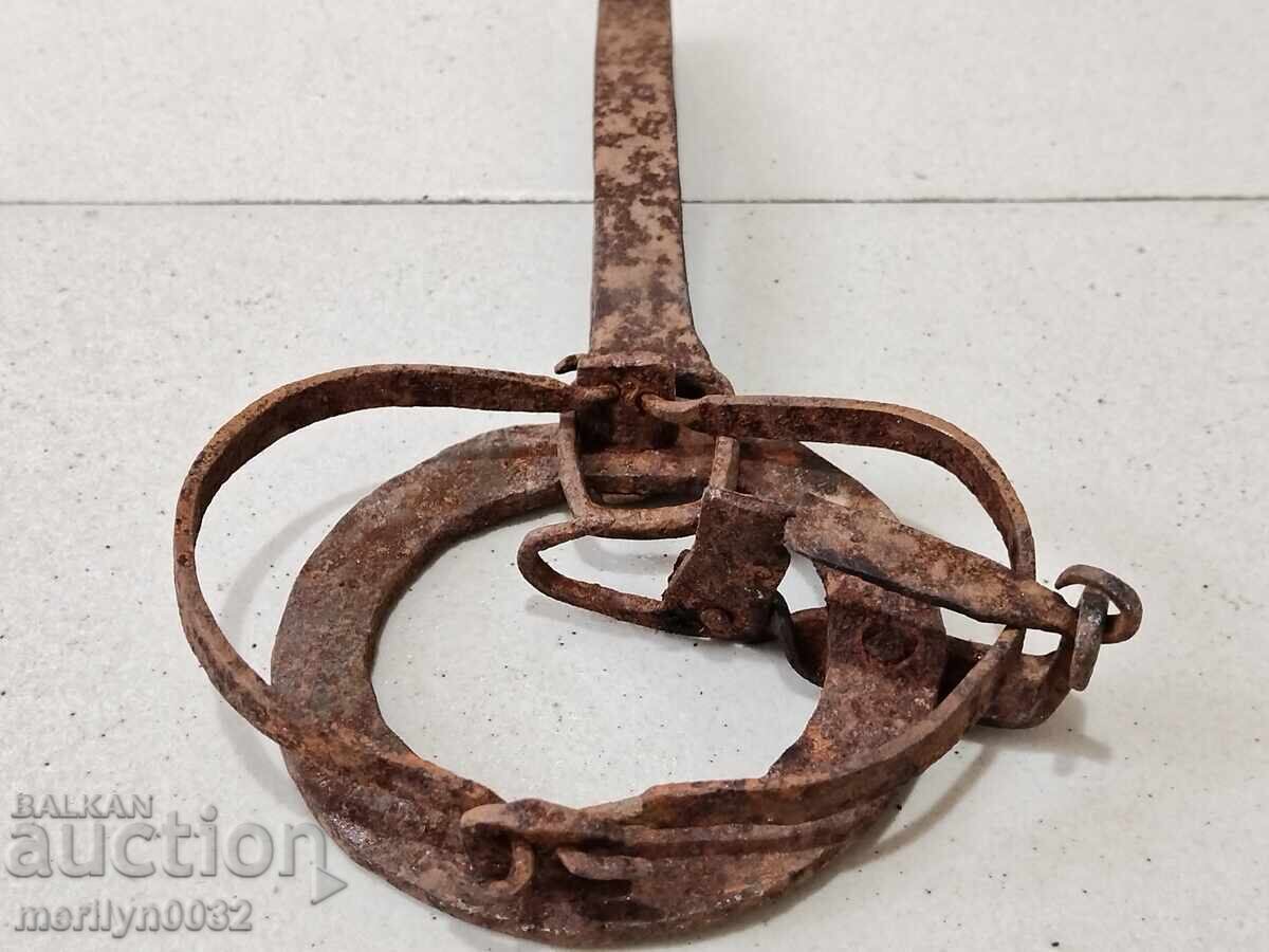 Capcană veche forjată manual, primitivă din fier forjat - 7 Capcană veche forjată manual, primitivă din fier forjat - 7