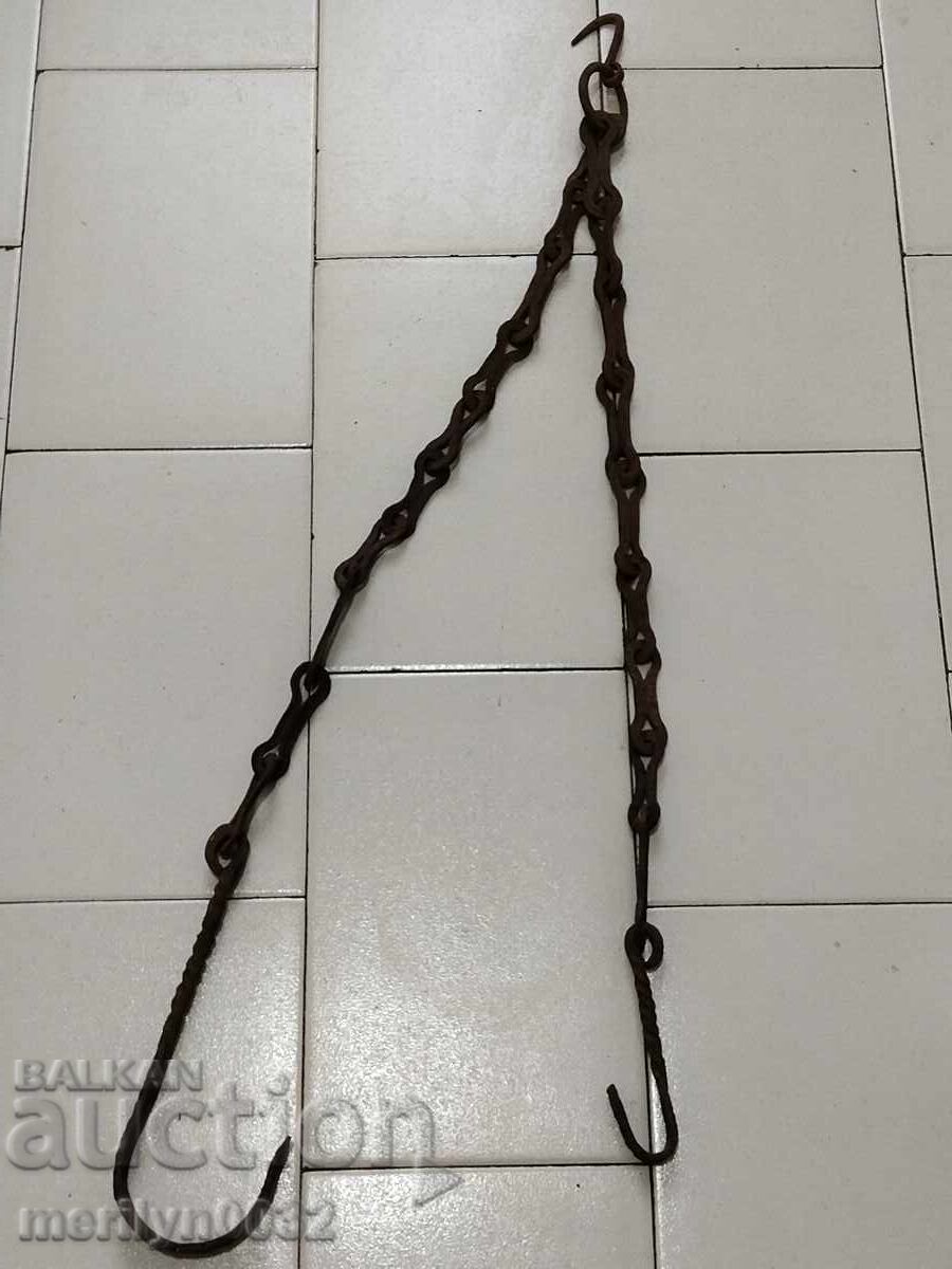 Auction Old wrought iron chain with hook, hearth chain hook chain Auction Old wrought iron chain with hook, hearth chain hook chain