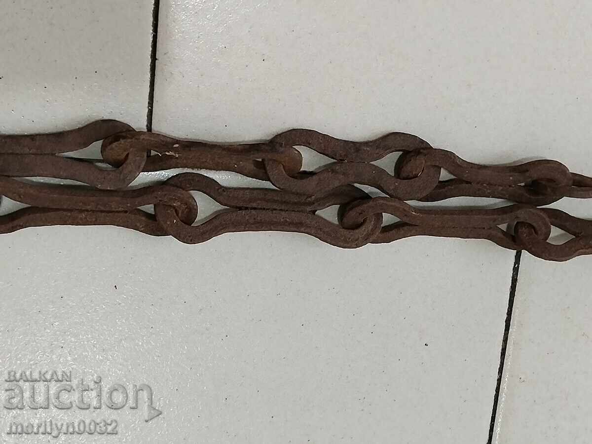 Delivery of Old wrought iron chain with hook, hearth chain hook chain Delivery of Old wrought iron chain with hook, hearth chain hook chain