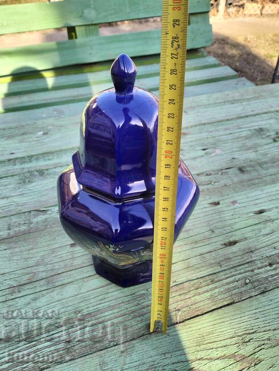 Доставка на Порцеланова бонбониера Доставка на Порцеланова бонбониера