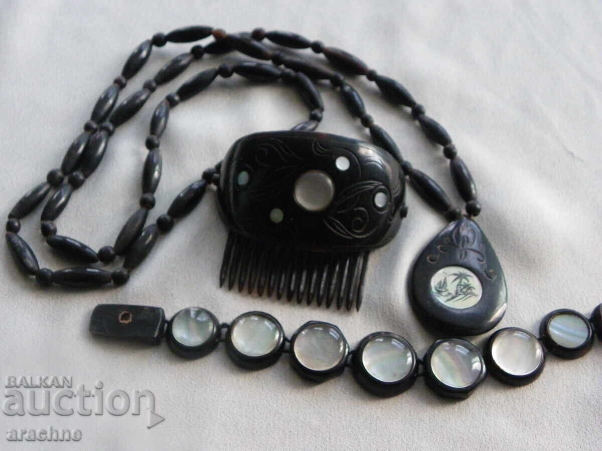 Аукцион Изключителен индонезийски комплект от рог на воден бивол Аукцион Изключителен индонезийски комплект от рог на воден бивол