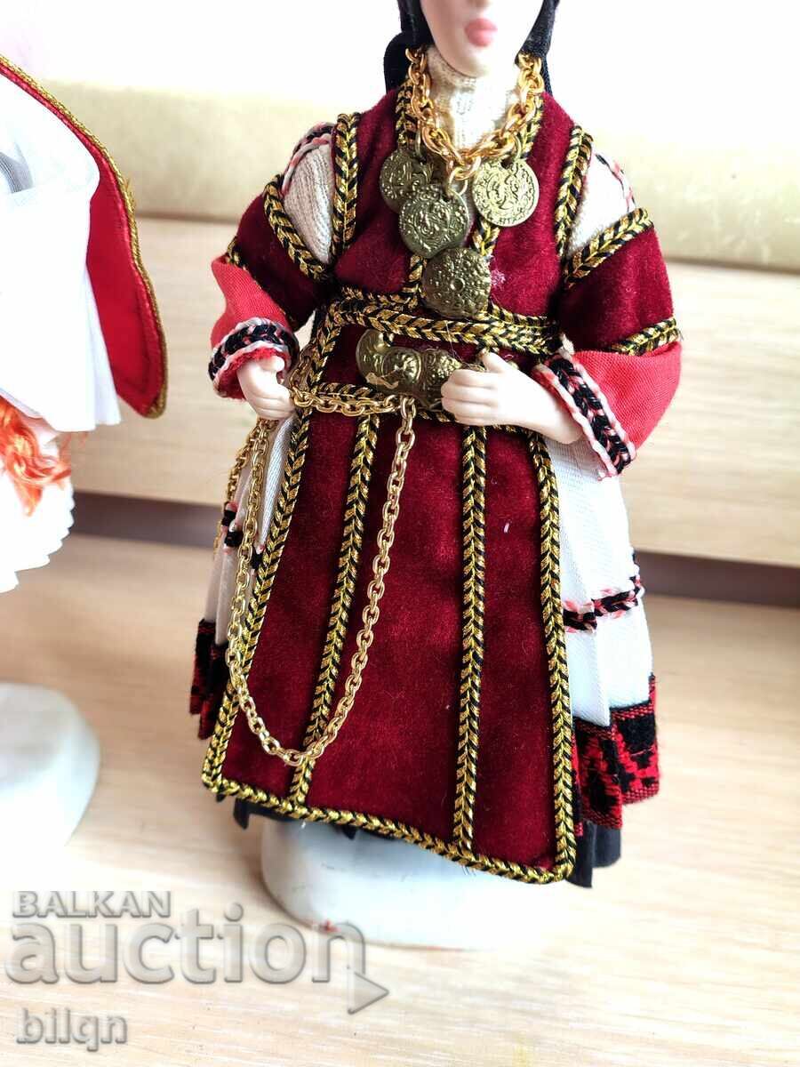 Collectible Porcelain Figures National Costumes - 5 Collectible Porcelain Figures National Costumes - 5