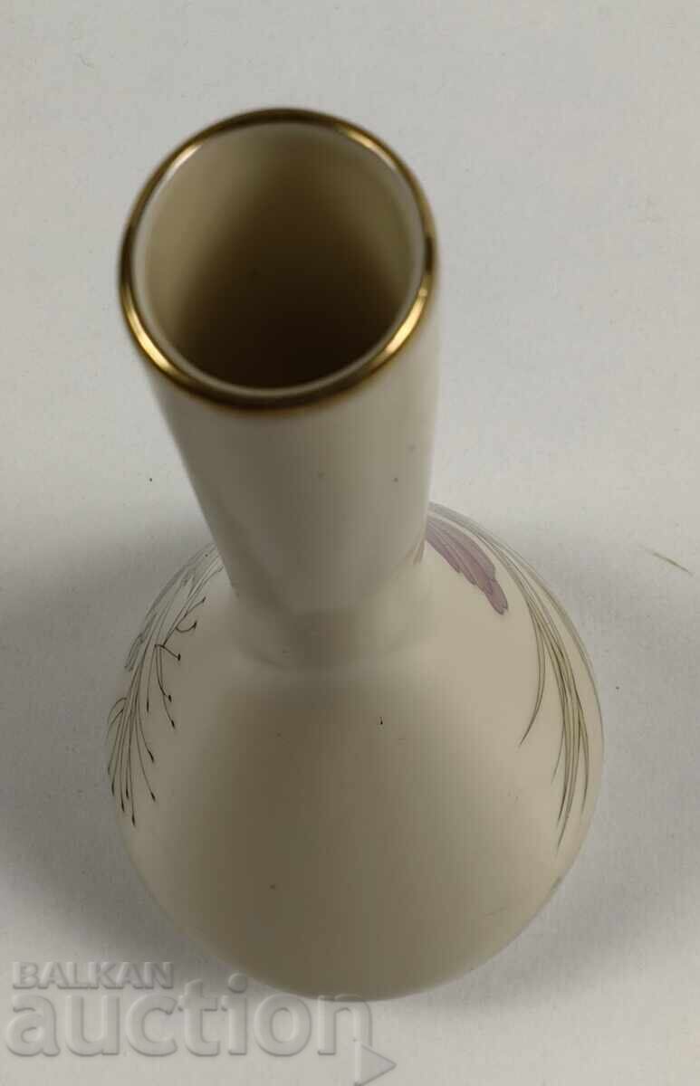 Delivery of ROSENTHAL VASE PORCELAIN PORCELAIN Delivery of ROSENTHAL VASE PORCELAIN PORCELAIN