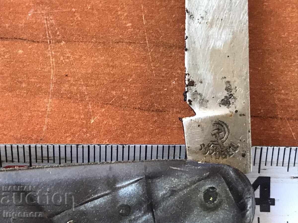 Auction FOLDING KNIFE, OLD BLADE, WOODEN HANDLE Auction FOLDING KNIFE, OLD BLADE, WOODEN HANDLE