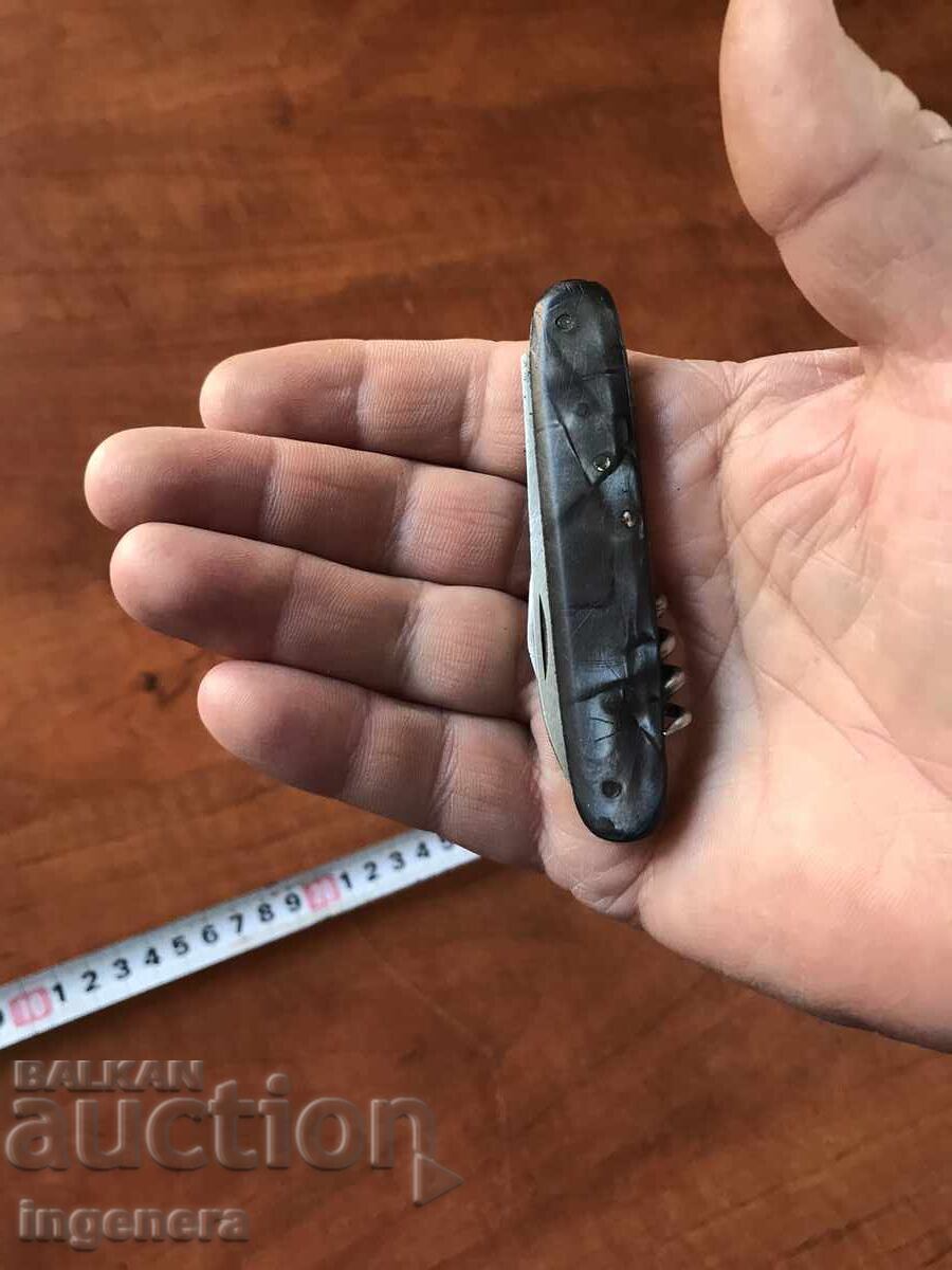 FOLDING KNIFE, OLD BLADE, WOODEN HANDLE - 5 FOLDING KNIFE, OLD BLADE, WOODEN HANDLE - 5