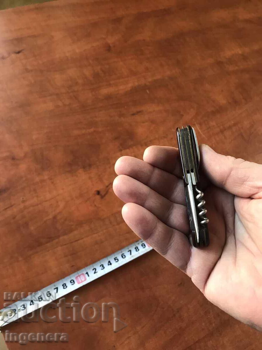 FOLDING KNIFE, OLD BLADE, WOODEN HANDLE - 6 FOLDING KNIFE, OLD BLADE, WOODEN HANDLE - 6