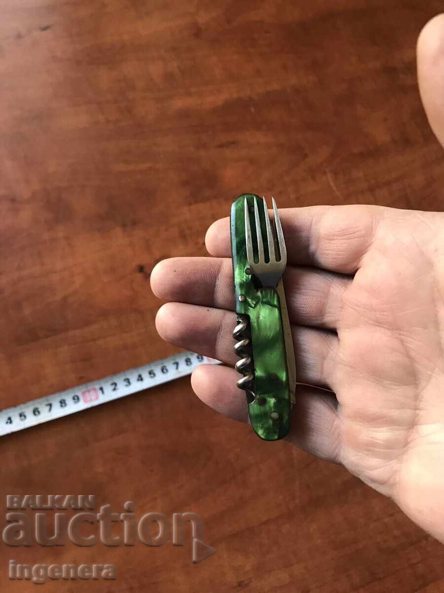 FOLDING KNIFE, OLD BLADE, WOODEN HANDLE - 5 FOLDING KNIFE, OLD BLADE, WOODEN HANDLE - 5