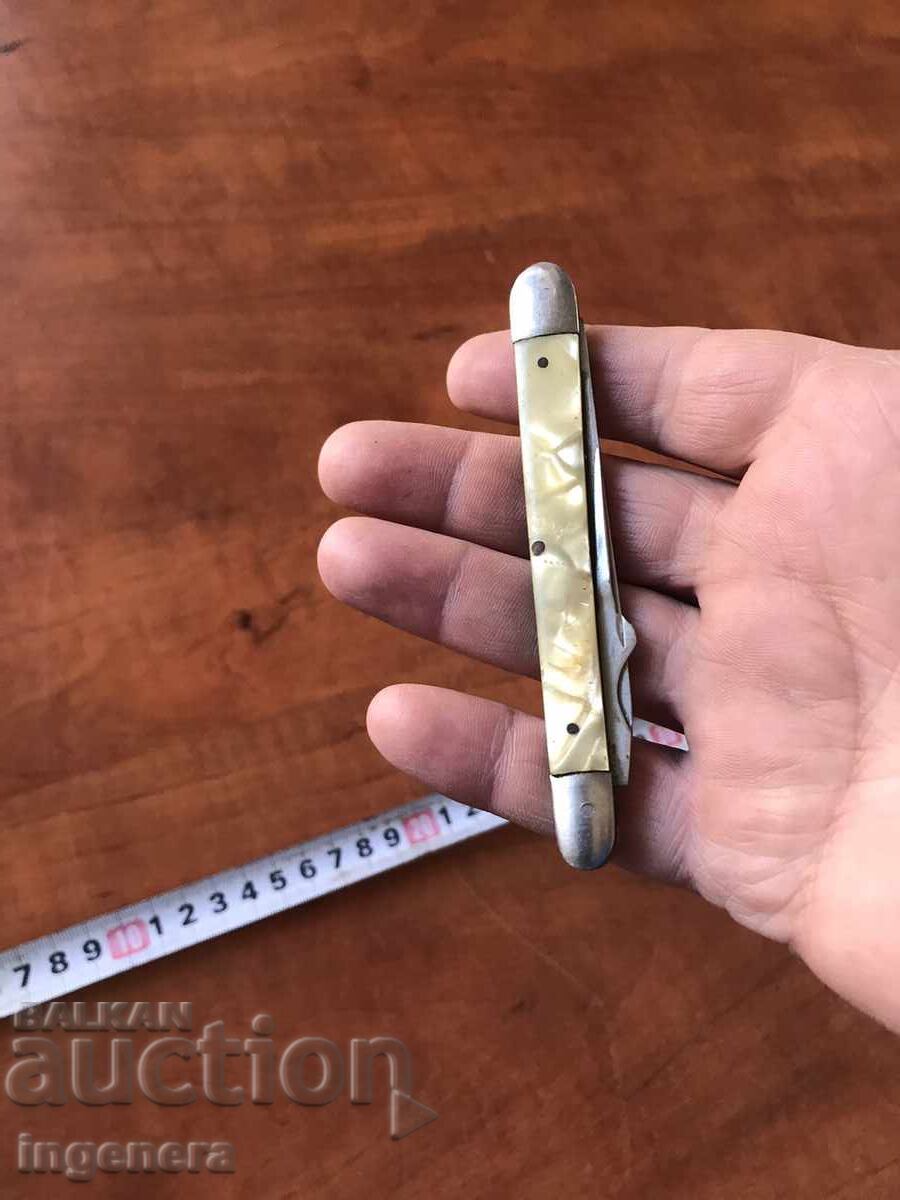 Delivery of FOLDING KNIFE, OLD BLADE, WOODEN HANDLE Delivery of FOLDING KNIFE, OLD BLADE, WOODEN HANDLE