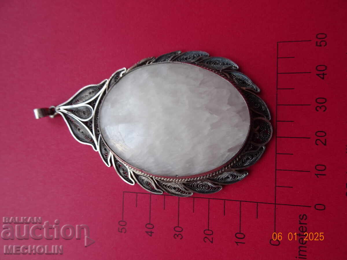 Auction COLLECTIBLE OLD SILVER FILIGRAM MEDALLION PENDANT Auction COLLECTIBLE OLD SILVER FILIGRAM MEDALLION PENDANT