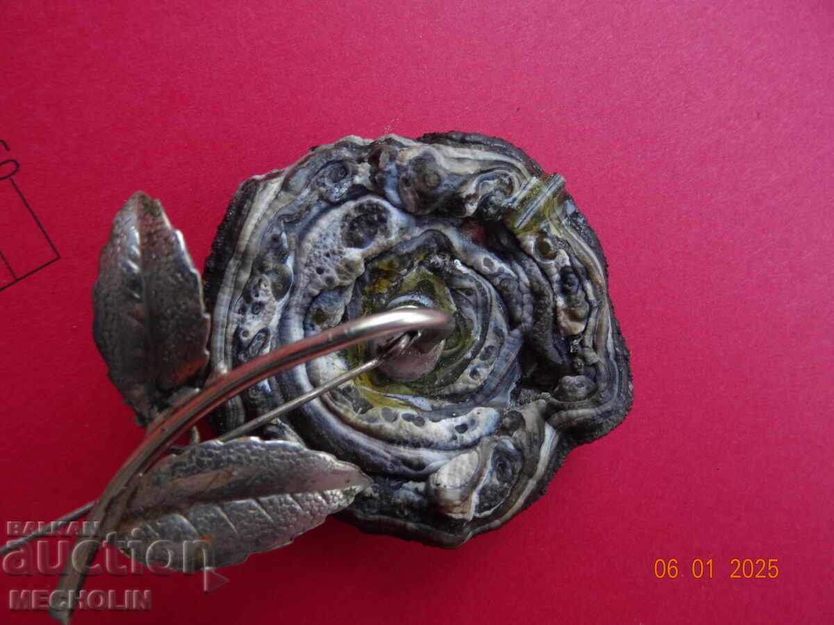 COLLECTIBLE OLD CHALCEDON ROSE BROOCH - 6 COLLECTIBLE OLD CHALCEDON ROSE BROOCH - 6