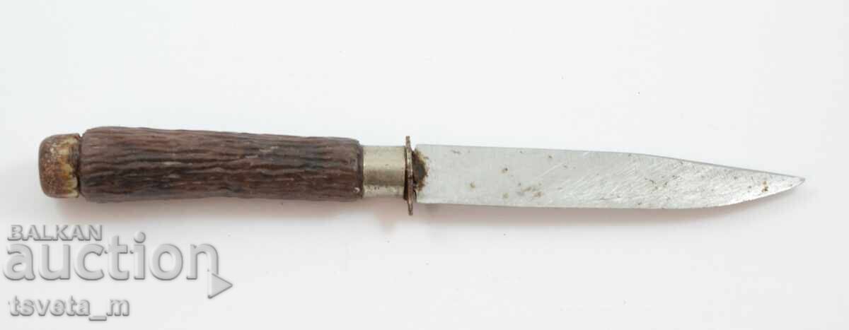 Cuțit antic cu preț 12.00 BGN | € 6.14