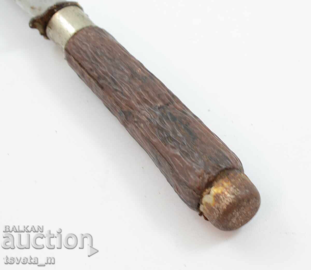 Auction  Antique knife
