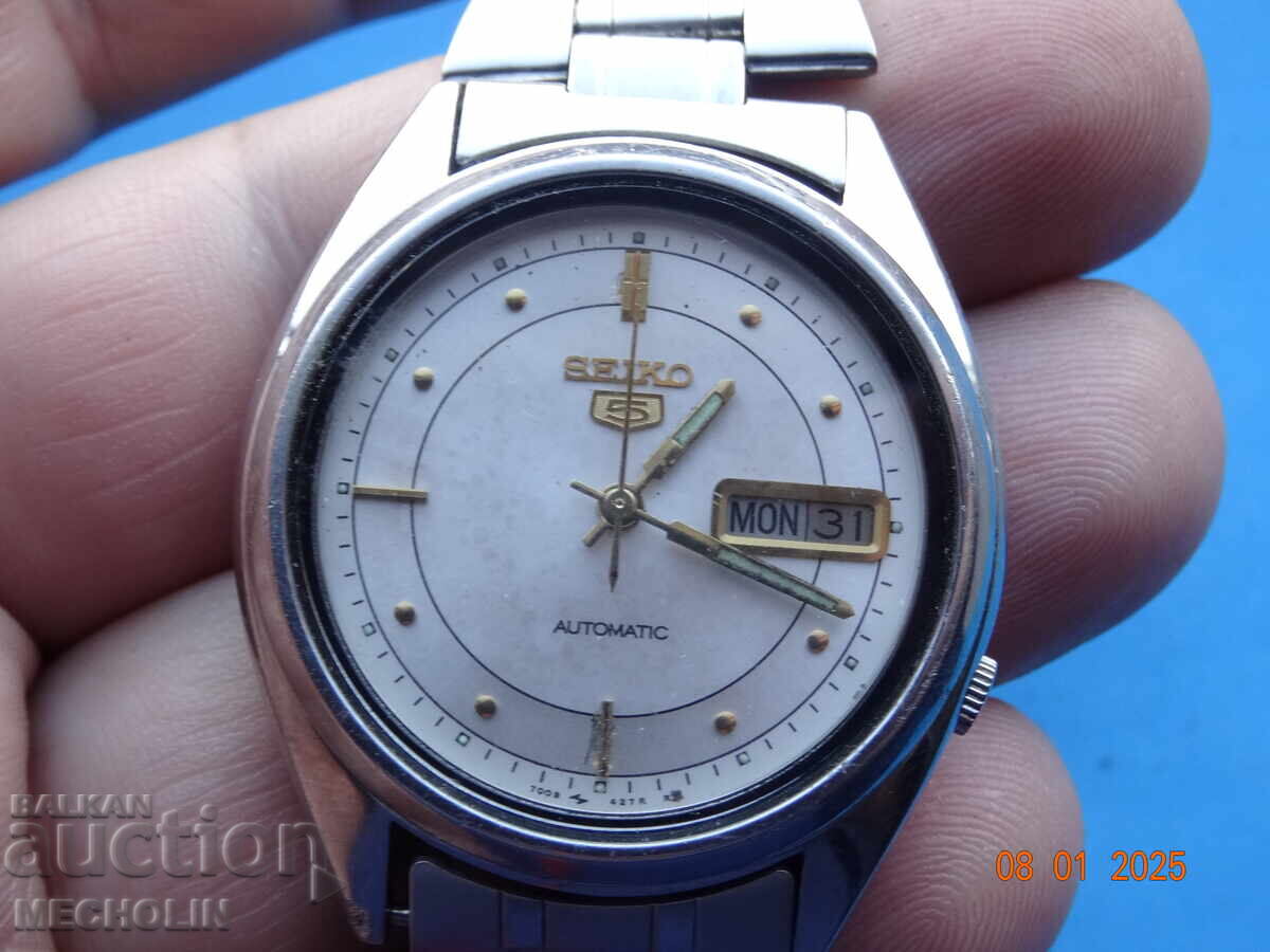 COLLECTIBLE JAPANESE WATCH SEIKO 5 AUTOMATIC 7009A -2 with price 66.00 BGN | € 33.75 COLLECTIBLE JAPANESE WATCH SEIKO 5 AUTOMATIC 7009A -2 with price 66.00 BGN | € 33.75