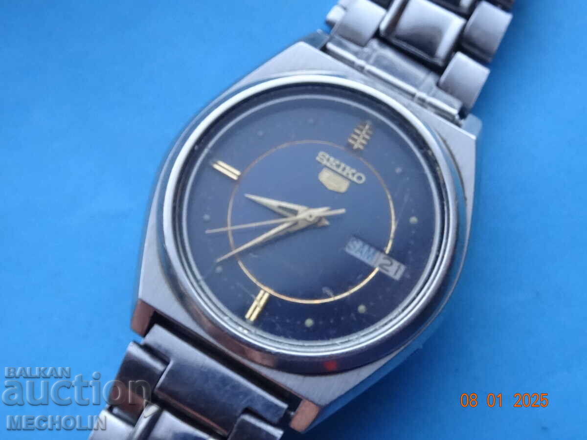 COLLECTIBLE JAPANESE WATCH SEIKO 5 AUTOMATIC 7009A -2 with price 70.00 BGN | € 35.79