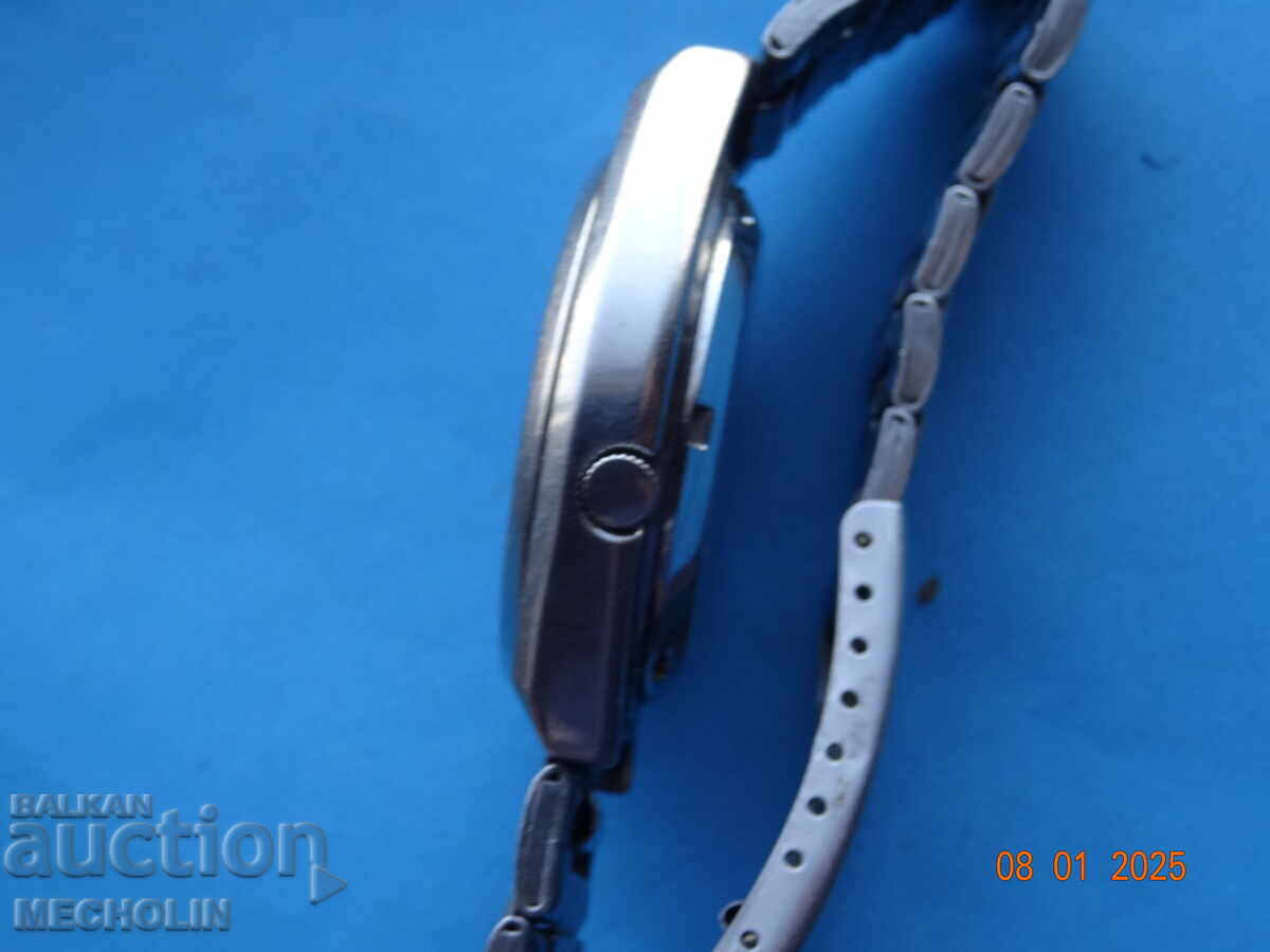 Auction  COLLECTIBLE JAPANESE WATCH SEIKO 5 AUTOMATIC 7009A -2