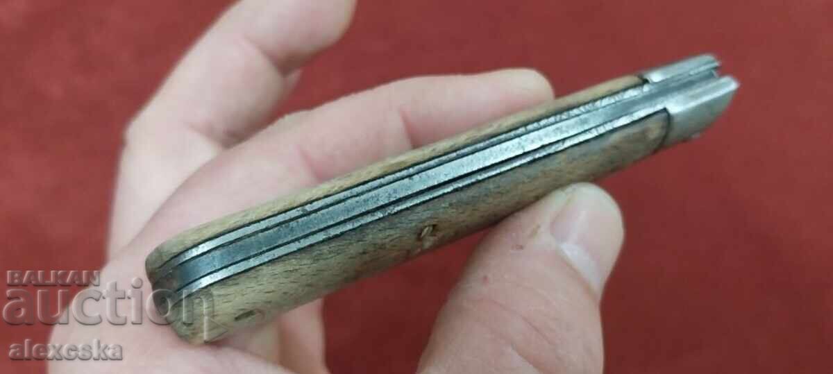 Cuțit pliabil vechi - 7 Cuțit pliabil vechi - 7