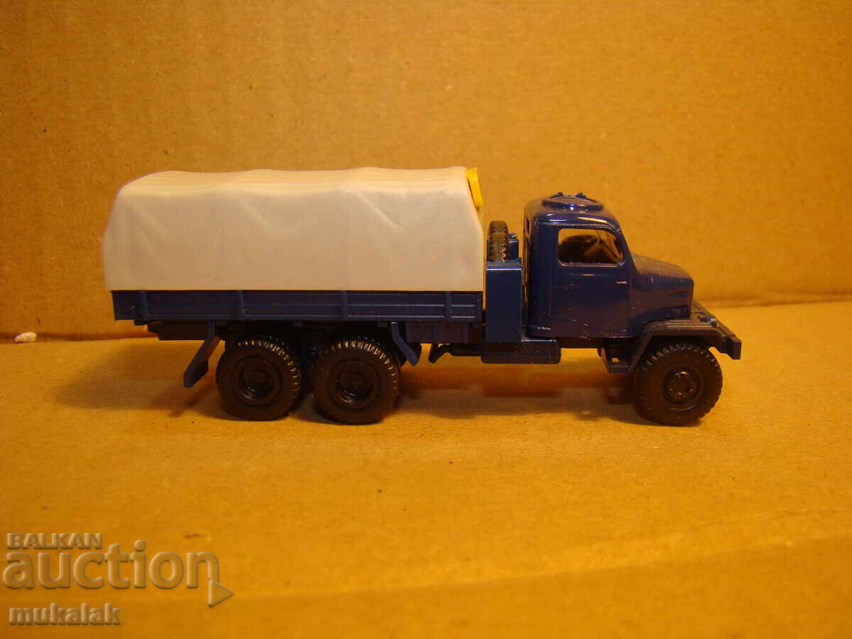 Auction IGRA?? H0 1/87 PRAGA TRUCK MODEL TROLLEY TRACTOR Auction IGRA?? H0 1/87 PRAGA TRUCK MODEL TROLLEY TRACTOR