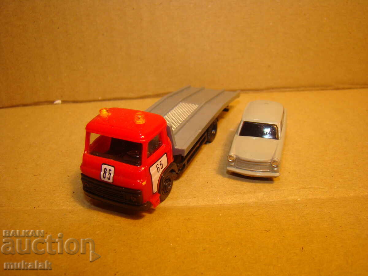 PLAY? H0 1/87 AVIA TRABANT AVIA TRABANT MODEL BUS - 6 PLAY? H0 1/87 AVIA TRABANT AVIA TRABANT MODEL BUS - 6