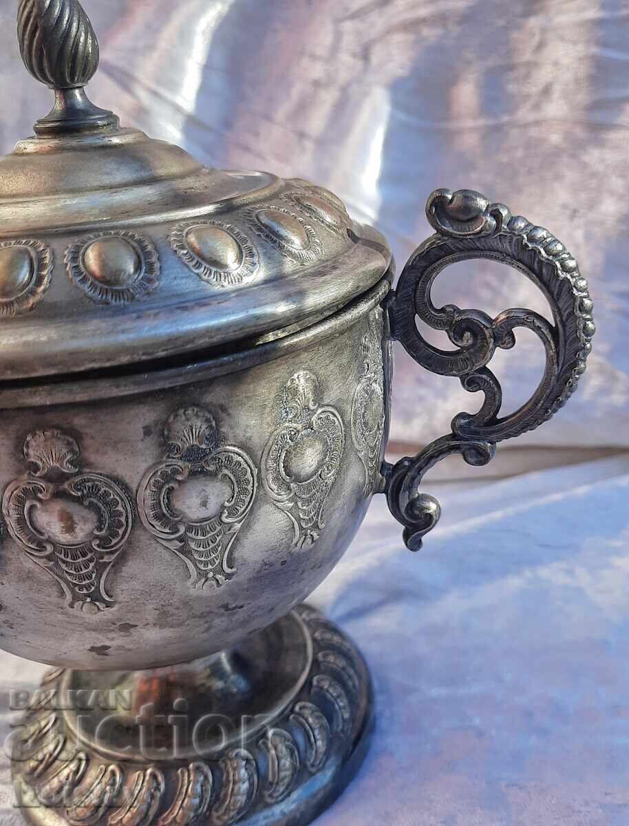 Delivery of Antique sugar mill before 1900 Delivery of Antique sugar mill before 1900