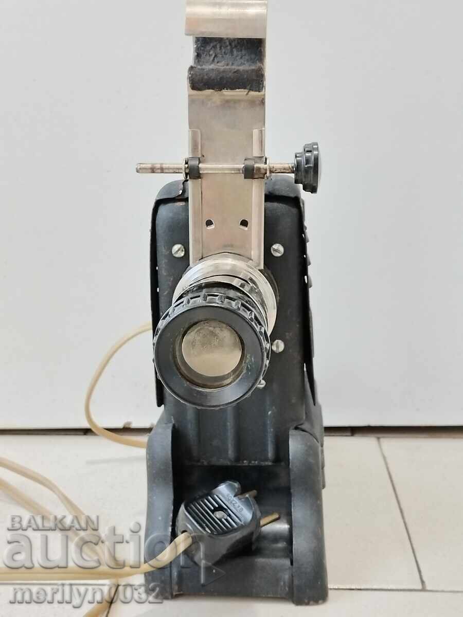 Auction  Old projector F-5 slide projector "PIONEER"