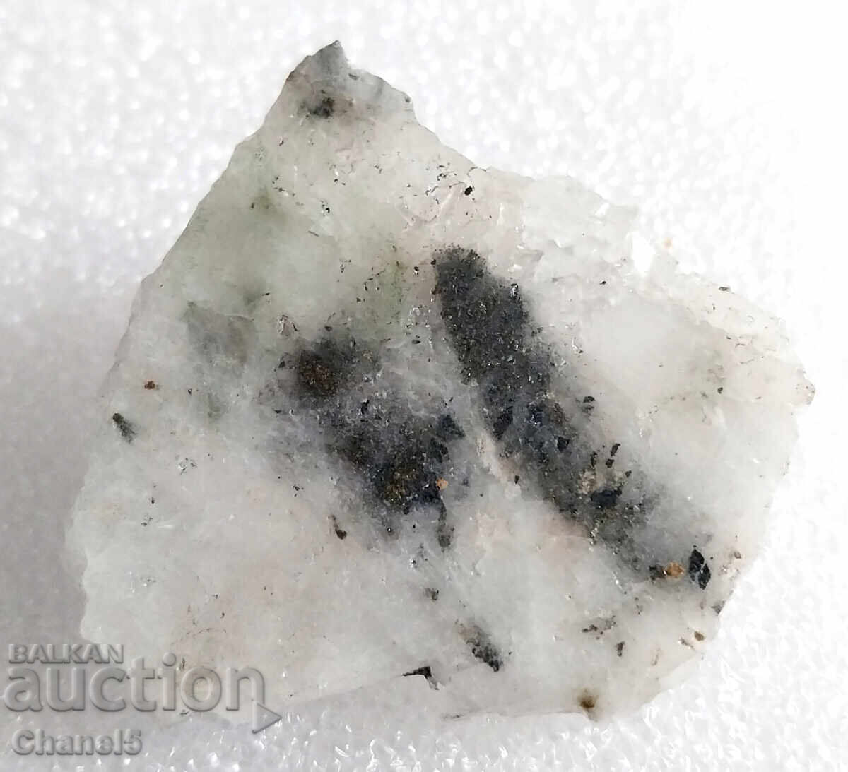 QUARTZ WITH PYRITE - THIN SLAB - 49.05 ct- (687) with price 18.00 BGN | € 9.20 QUARTZ WITH PYRITE - THIN SLAB - 49.05 ct- (687) with price 18.00 BGN | € 9.20