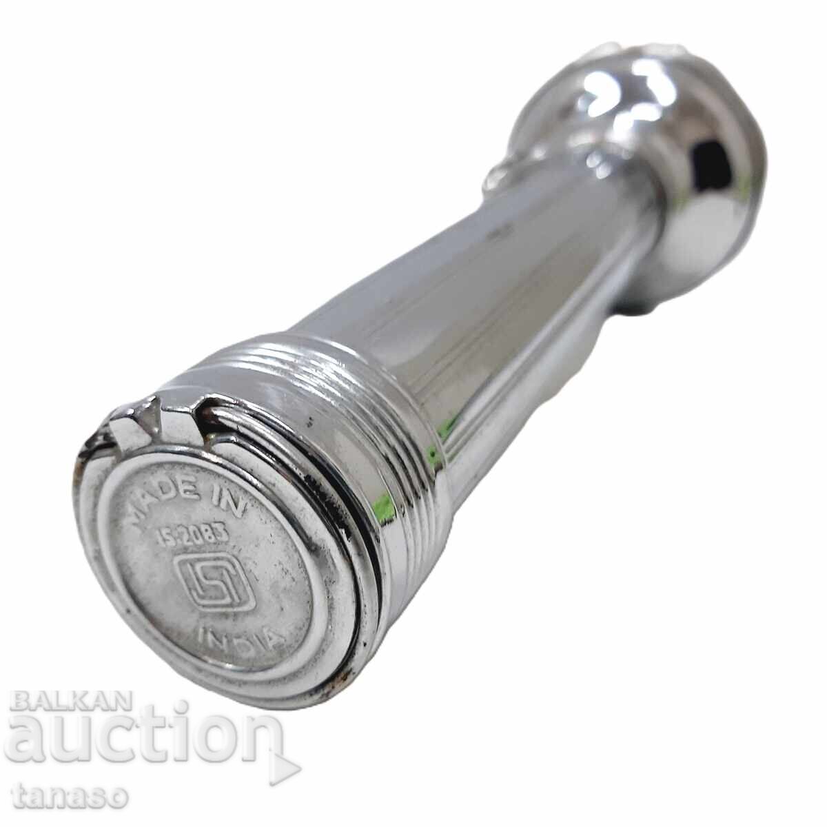 Δημοπρασία Παλιός προβολέας, φανάρι (15.1) Δημοπρασία Παλιός προβολέας, φανάρι (15.1)