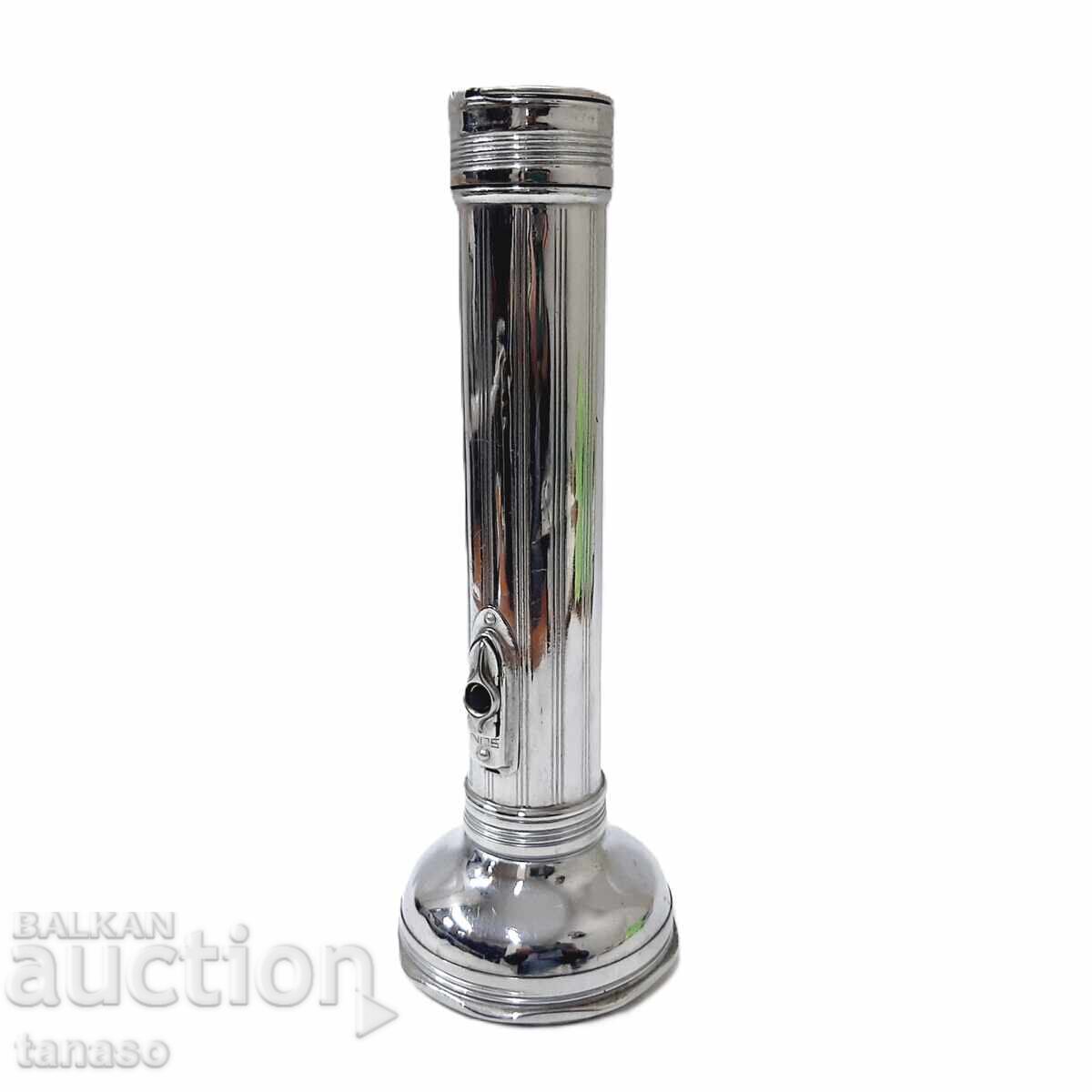 Παράδοση Παλιός προβολέας, φανάρι (15.1) Παράδοση Παλιός προβολέας, φανάρι (15.1)