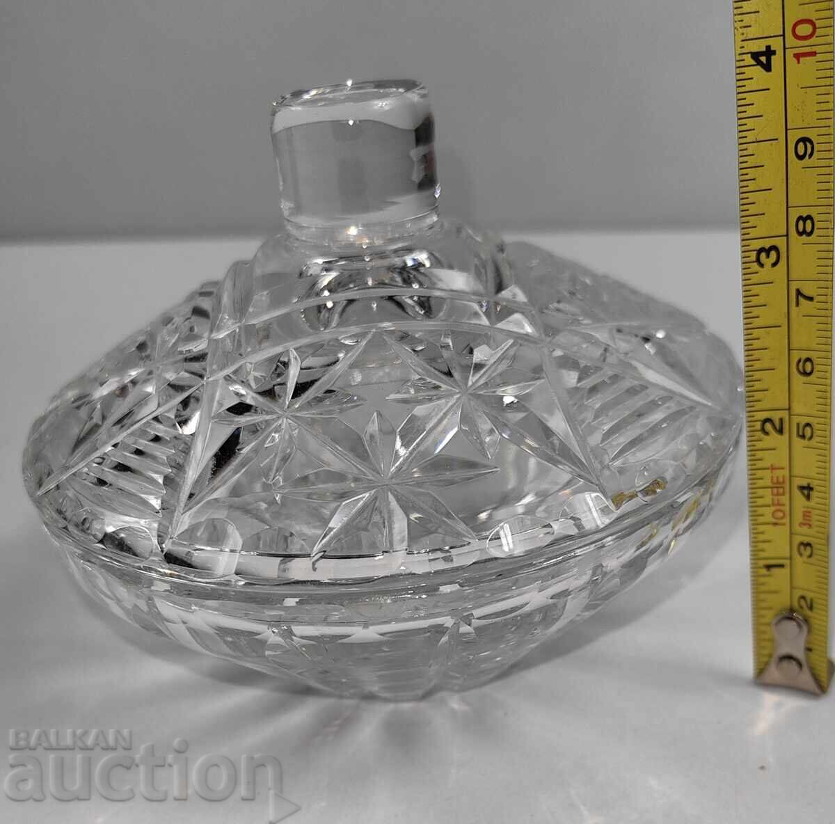 КРИСТАЛНА ЗАХАРНИЦА БОНБОНИЕРА ЗДРАВА с цена 35.00 лв. | € 17.90 КРИСТАЛНА ЗАХАРНИЦА БОНБОНИЕРА ЗДРАВА с цена 35.00 лв. | € 17.90