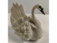 SWAN FIGURE STATUETTE HEALTHY MATERIAL UNKNOWN