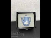 English porcelain teapot. No. 6340