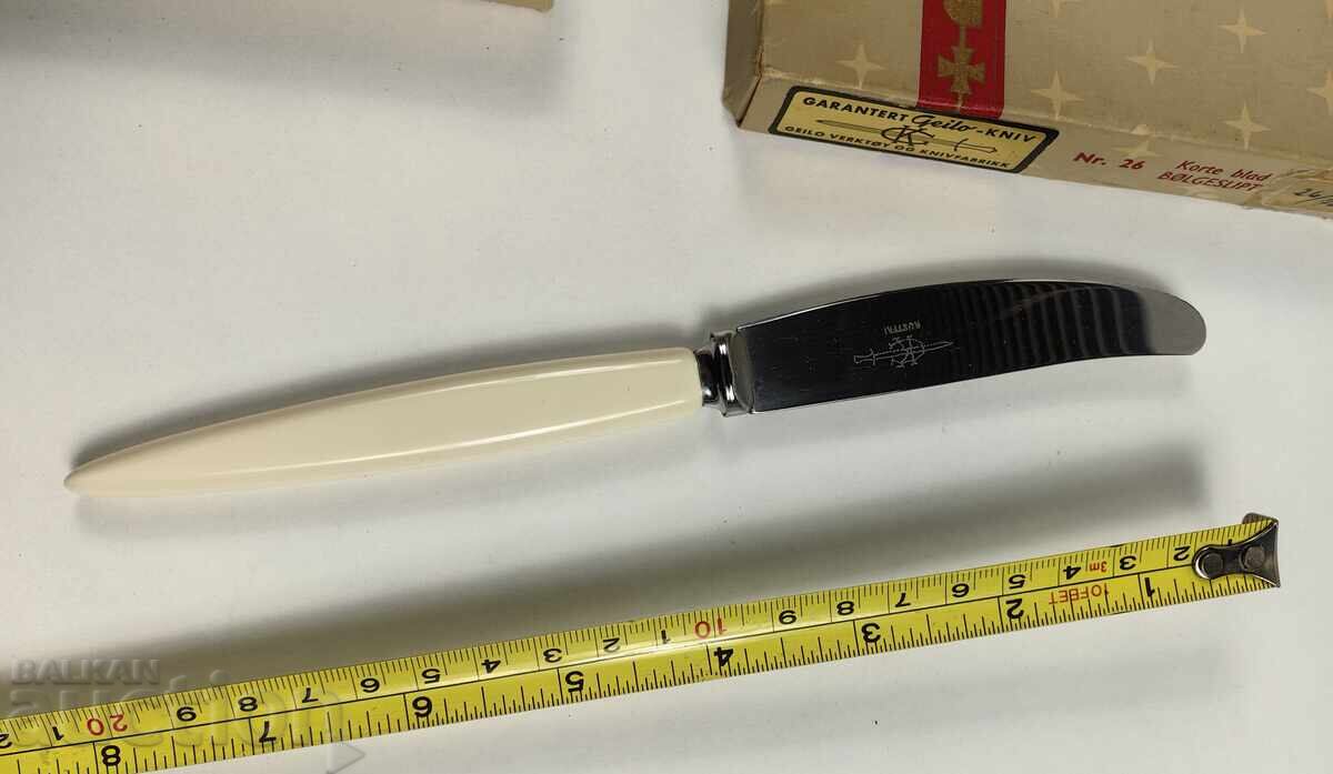 Delivery of KNIVES IN A BOX CUTLERY SET USED KNIFE Delivery of KNIVES IN A BOX CUTLERY SET USED KNIFE