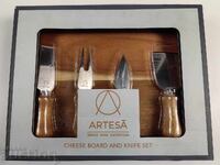 KNIFE FORK CHEESE BOARD IN A BOX CUTLERY SET