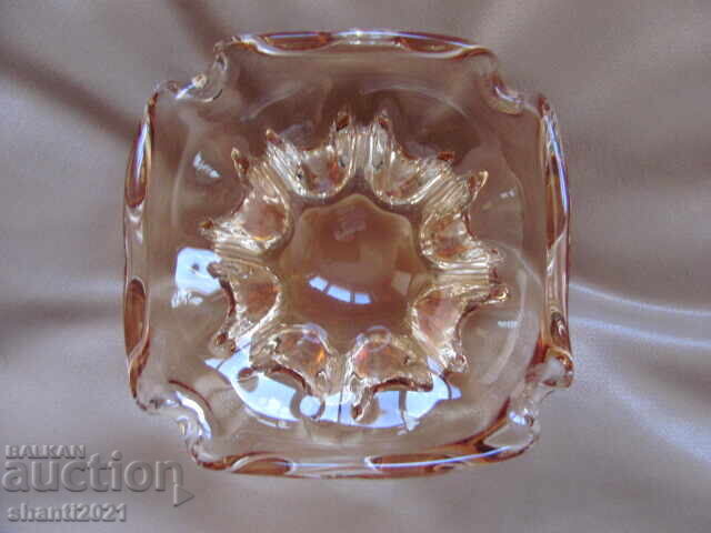 crystal bowl, ashtray, colored glass, handmade with price 29.00 BGN | € 14.83 crystal bowl, ashtray, colored glass, handmade with price 29.00 BGN | € 14.83