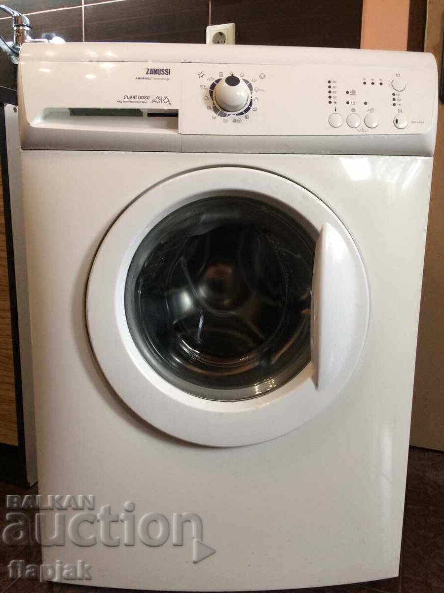 Masina de spalat rufe Zanussi ZWG6100K in PIESE!