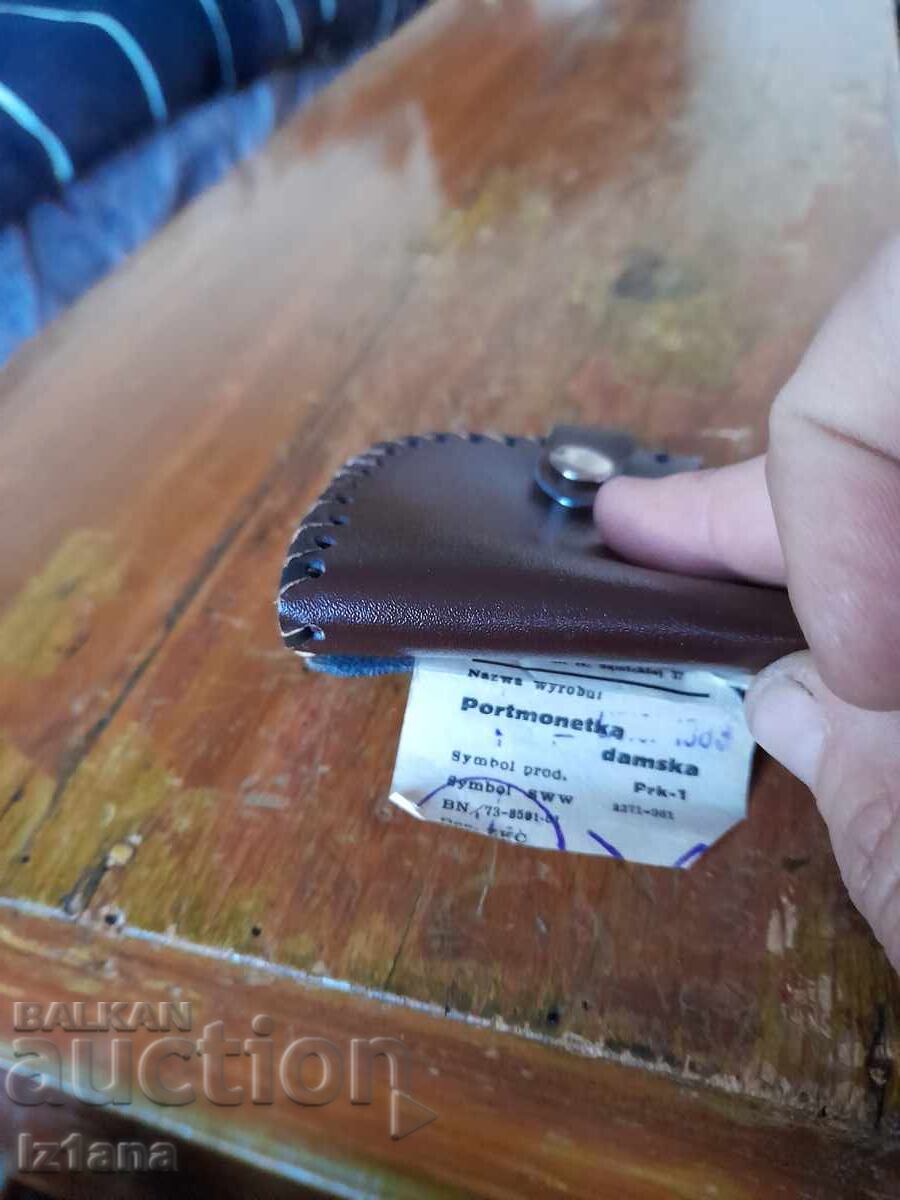 Livrarea Poșetă bătrână din piele