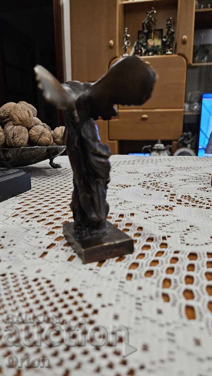 Metal plastic with price 90.00 BGN | € 46.02 Metal plastic with price 90.00 BGN | € 46.02