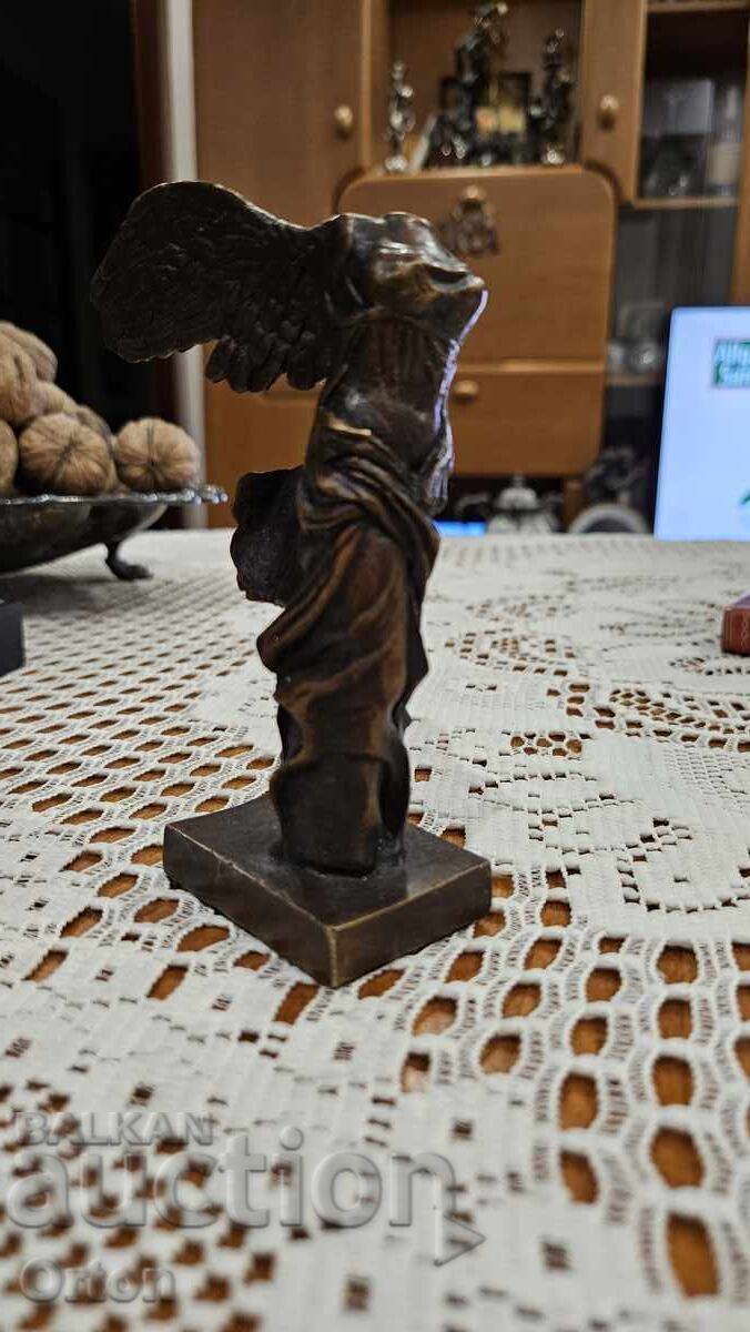 Auction Metal plastic Auction Metal plastic