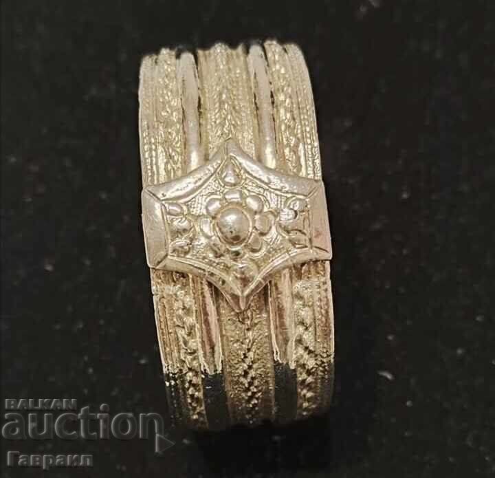 Sachan silver renaissance bracelet