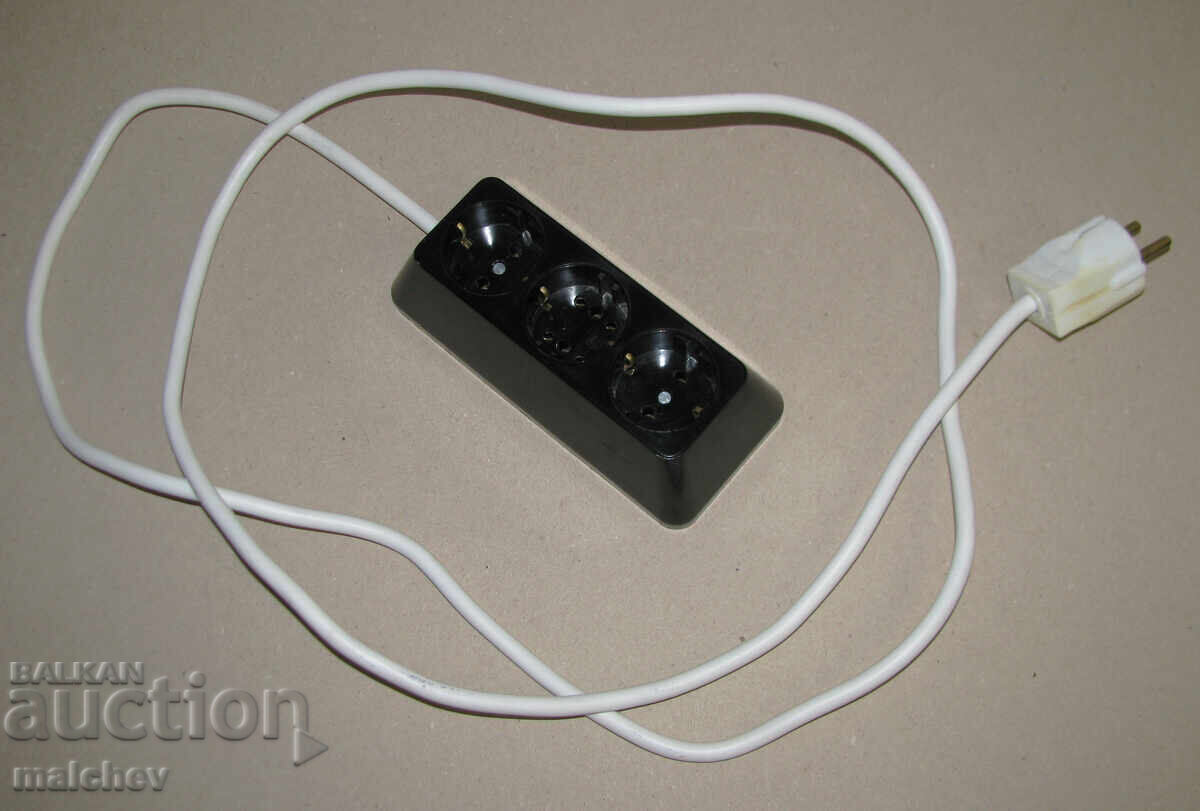 Extension cord 1.85 m, three-way connector Smolyan, excellent Extension cord 1.85 m, three-way connector Smolyan, excellent