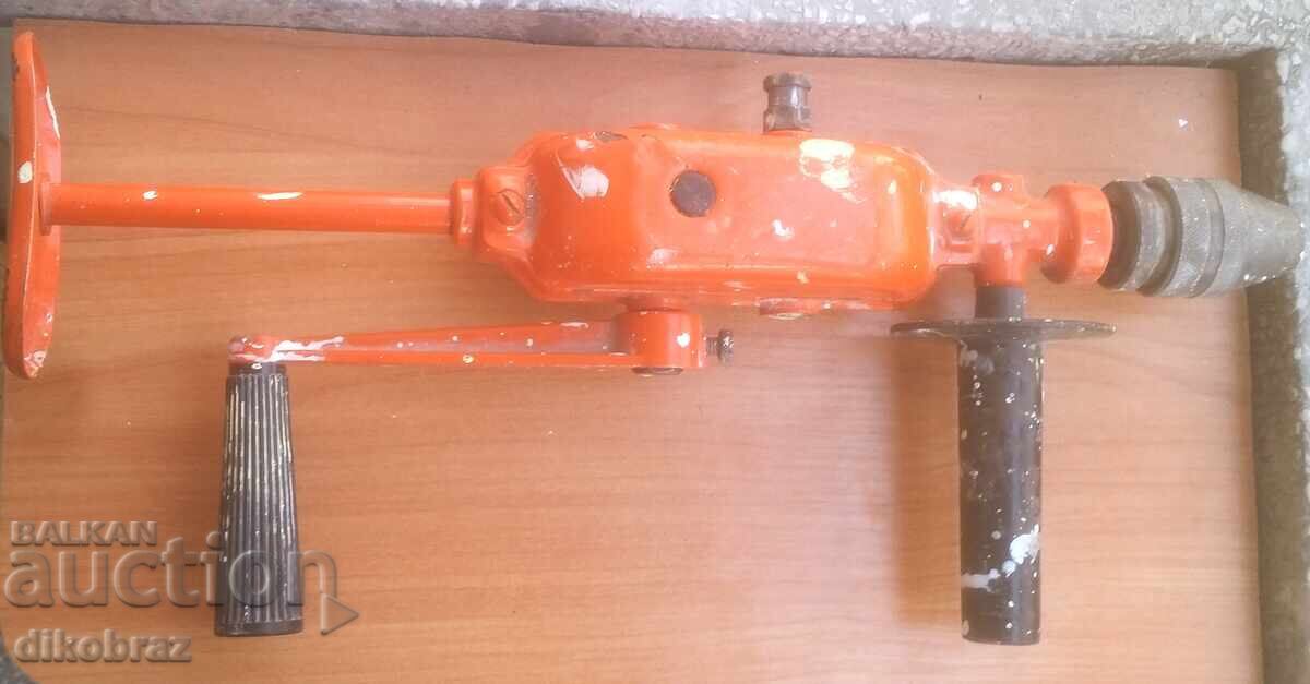 Auction Hand drill / power drill Poland - 70 years of the 20th century Auction Hand drill / power drill Poland - 70 years of the 20th century