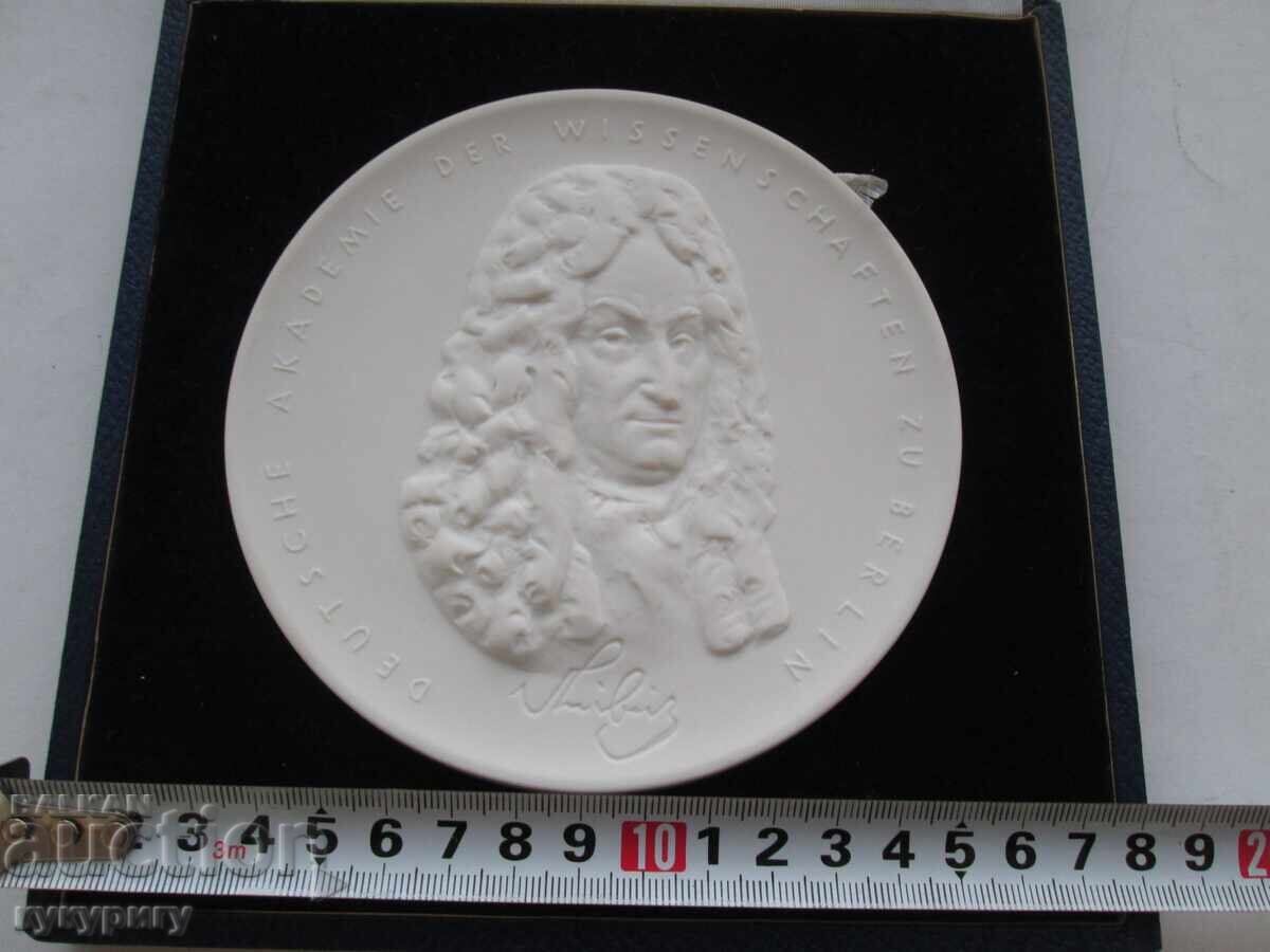 Δημοπρασία Παλιά Πλακέτα Μεταλλίου Meissen Academy of Sciences GDR Δημοπρασία Παλιά Πλακέτα Μεταλλίου Meissen Academy of Sciences GDR