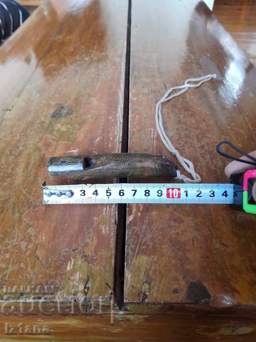 Παλιό σφύριγμα - 6 Παλιό σφύριγμα - 6