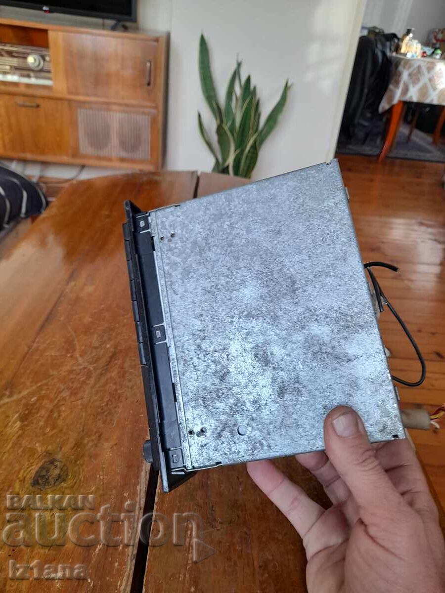 Old Daewoo car radio cassette player - 5 Old Daewoo car radio cassette player - 5