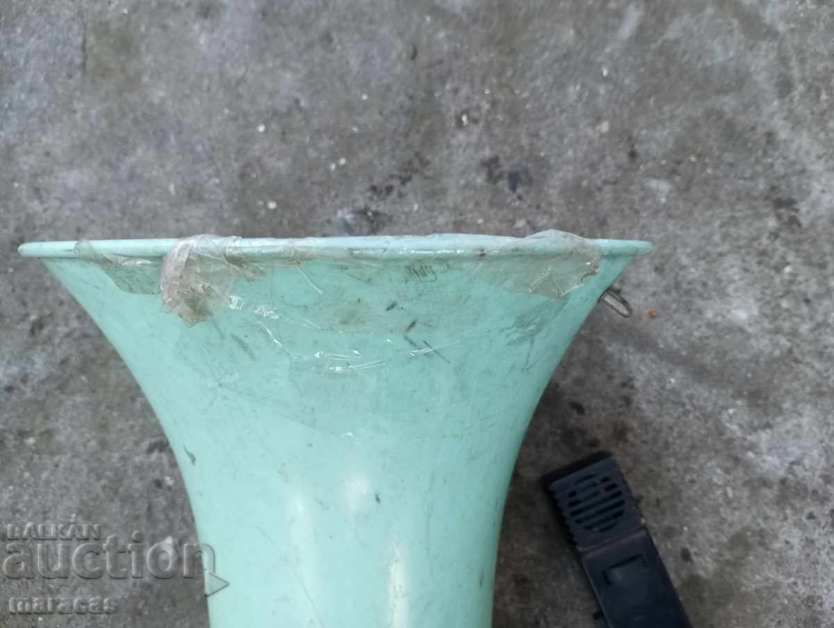 Παράδοση Παλιό μεγάφωνο